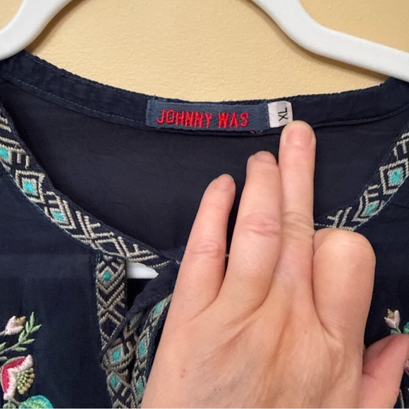 Johnny Was navy Blouse with Colorful Embroidery - Picture 4 of 11